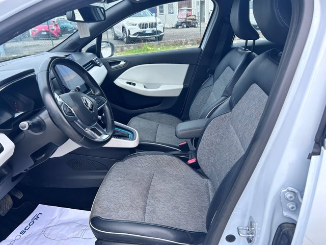 RENAULT Clio 1.6 e-tech hybrid serie limitata 140cv auto