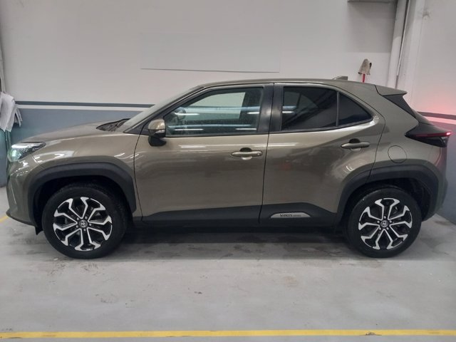 TOYOTA Yaris cross 1.5h trend awd-i 116cv e-cvt