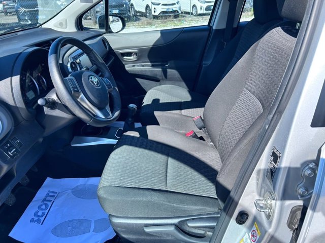 TOYOTA Yaris 5p 1.0 lounge c/cl