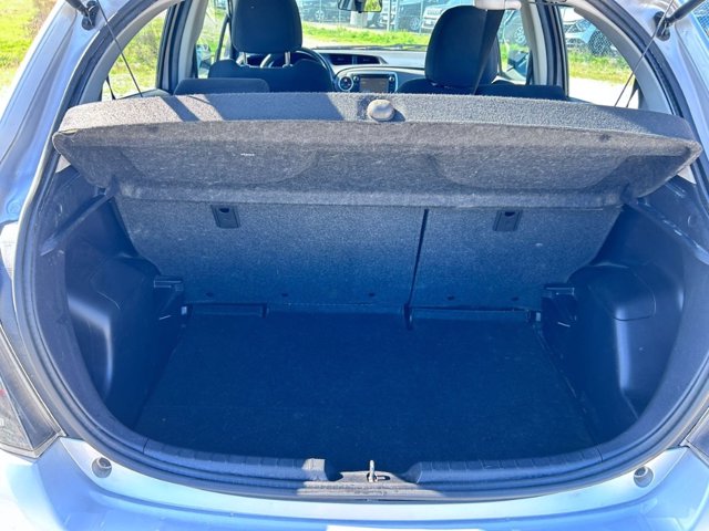 TOYOTA Yaris 5p 1.0 lounge c/cl