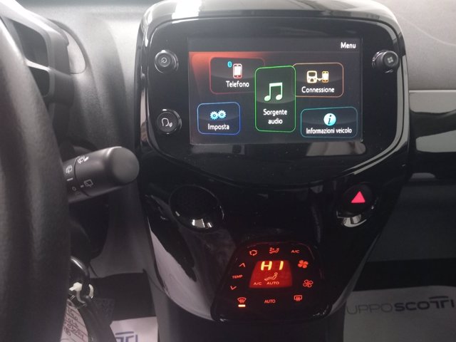 TOYOTA Aygo 5p 1.0 x-cite 72cv