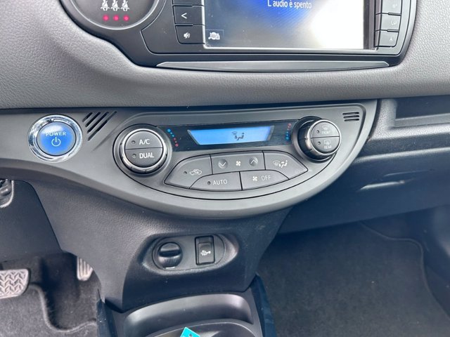 TOYOTA Yaris 5p 1.5h style my16