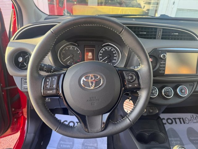 TOYOTA Yaris 1.0 72 CV 5 porte Active