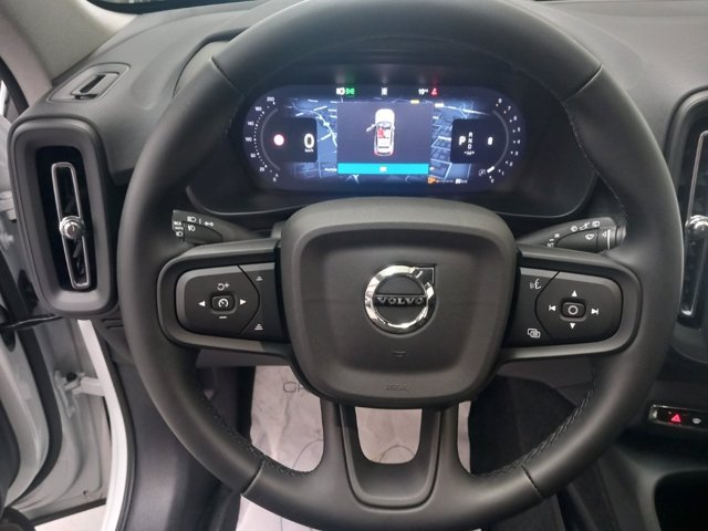 VOLVO Xc40 2.0 b3 essential auto