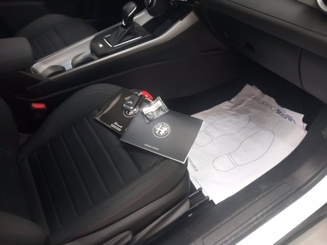 ALFA ROMEO Tonale 1.5 hybrid sprint 130cv tct7