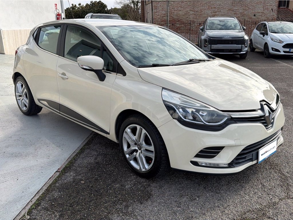 RENAULT Clio 1.2 75CV 5 porte Zen