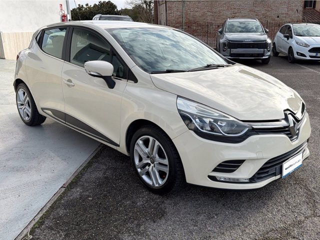 RENAULT Clio 1.2 75CV 5 porte Zen