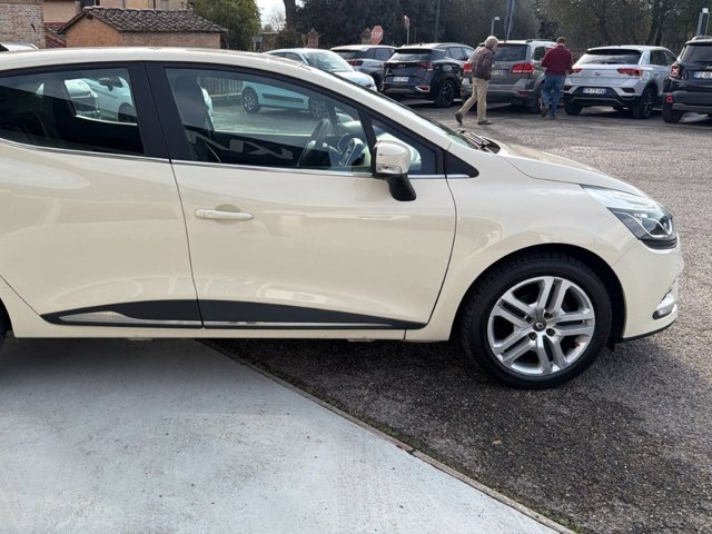RENAULT Clio 1.2 75CV 5 porte Zen