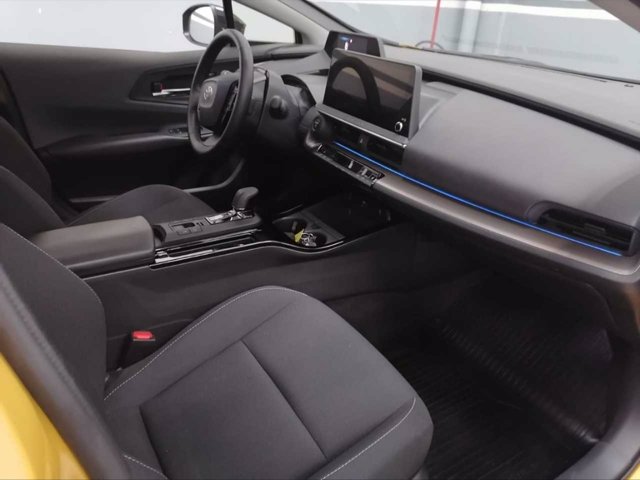 TOYOTA Prius 2.0 phev lounge