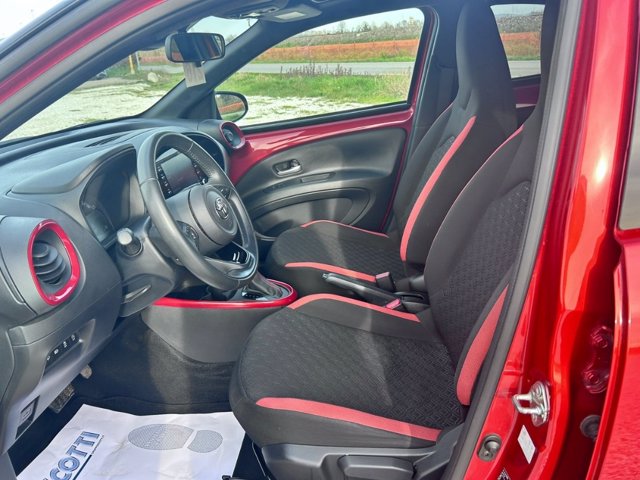 TOYOTA Aygo x 1.0 lounge air 72cv s-cvt