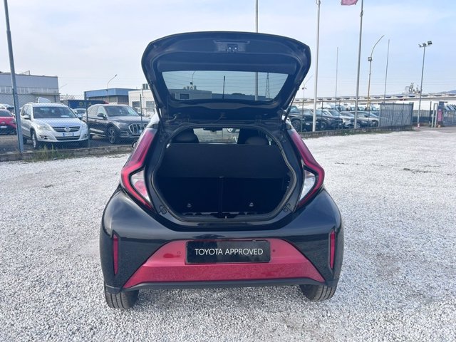 TOYOTA Aygo x 1.0 lounge air 72cv s-cvt