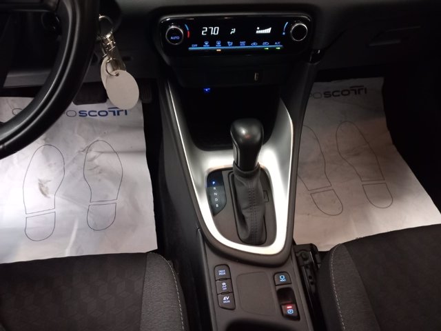 TOYOTA Yaris 1.5 Hybrid 5 porte Trend