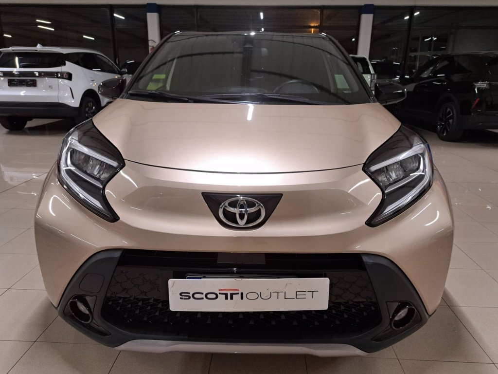 TOYOTA Aygo x 1.0 lounge 72cv