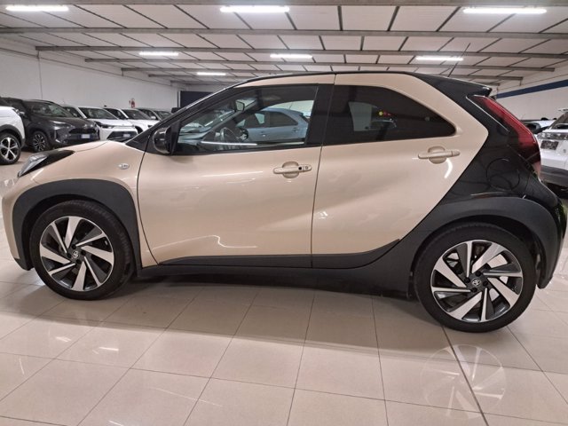 TOYOTA Aygo x 1.0 lounge 72cv