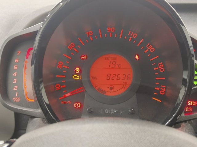 TOYOTA Aygo 5p 1.0 x-play my15