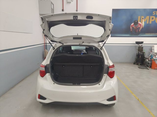TOYOTA Yaris 5p 1.5h business