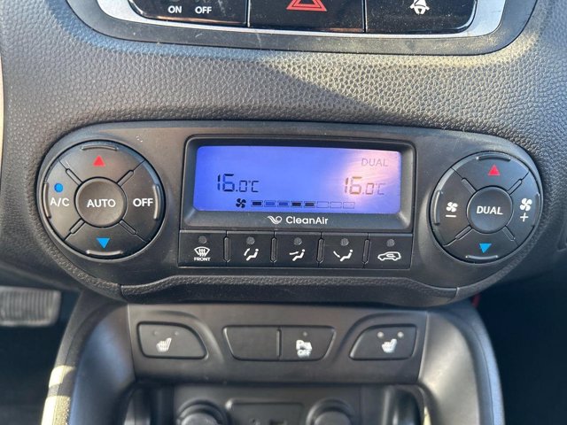 HYUNDAI ix35 2.0 CRDi High Style 4WD