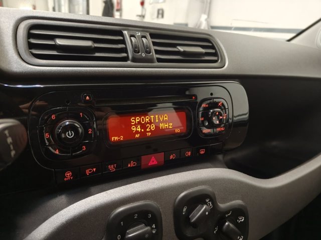 FIAT Panda 1.2 lounge 69cv