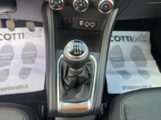 RENAULT Captur TCe 12V 100 CV GPL FAP Zen