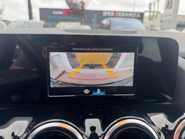 MERCEDES B 180 d premium auto