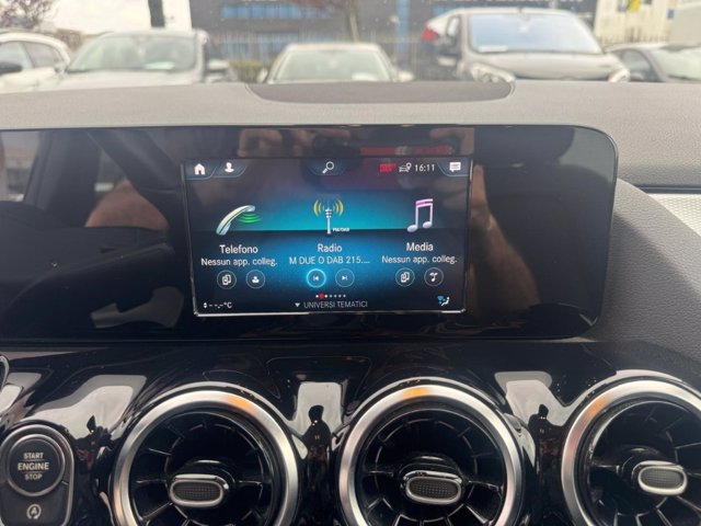 MERCEDES B 180 d premium auto