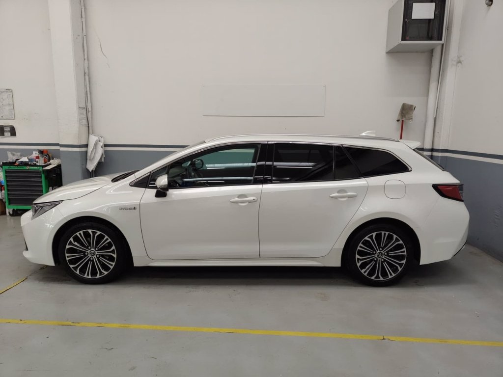 TOYOTA Corolla touring sports 1.8h business cvt