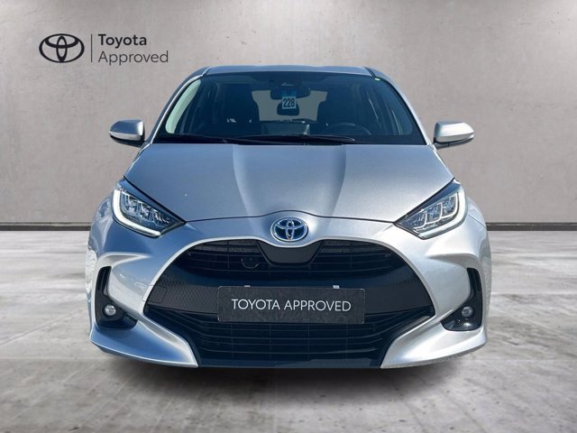 TOYOTA Yaris 1.5h trend