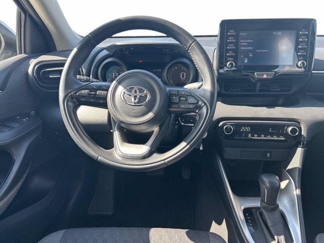 TOYOTA Yaris 1.5h trend