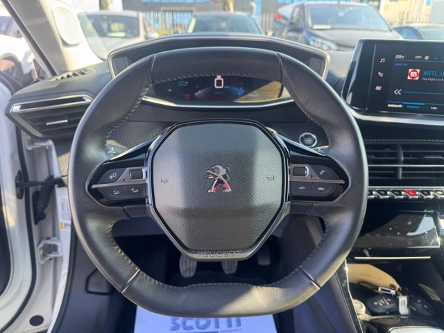 PEUGEOT 2008 PureTech 100 S&S Active