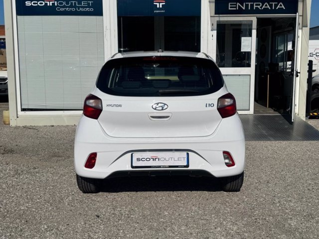 HYUNDAI i10 1.0 MPI Advanced