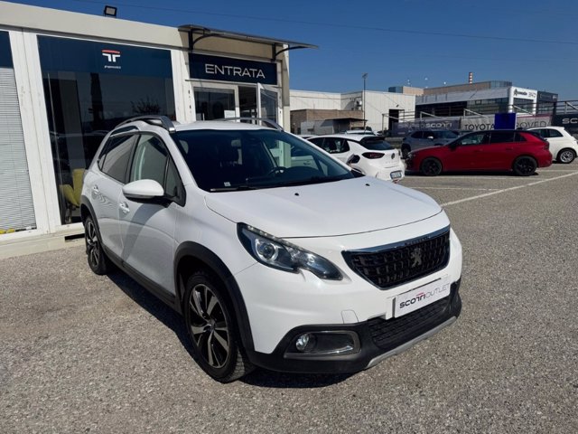 PEUGEOT 2008 BlueHDi 100 Allure