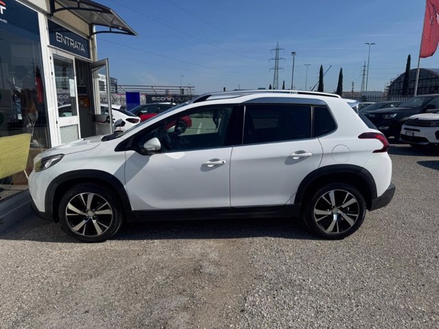 PEUGEOT 2008 BlueHDi 100 Allure