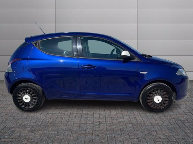LANCIA Ypsilon 1.2 8v elefantino 69cv my14