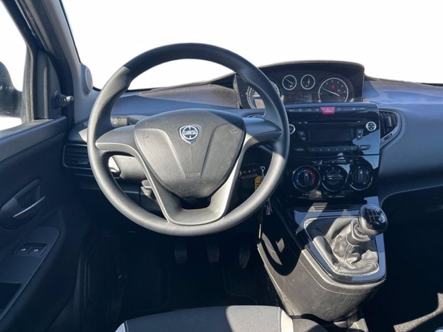 LANCIA Ypsilon 1.2 8v elefantino 69cv my14