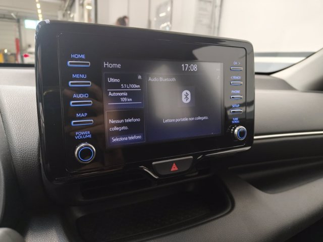 TOYOTA Yaris 1.0 trend