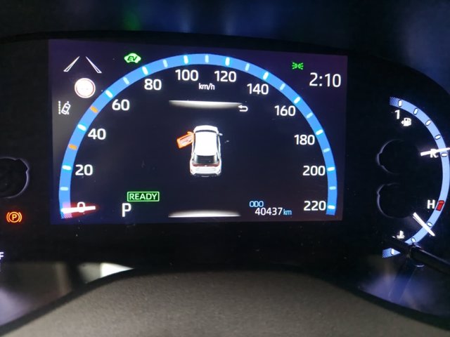 TOYOTA Yaris cross 1.5h lounge fwd 116cv e-cvt