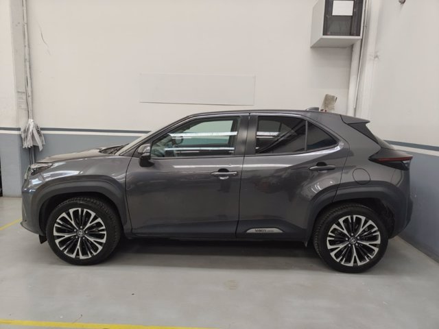 TOYOTA Yaris cross 1.5h lounge fwd 116cv e-cvt