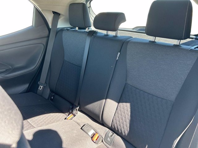 TOYOTA Yaris 1.5h active