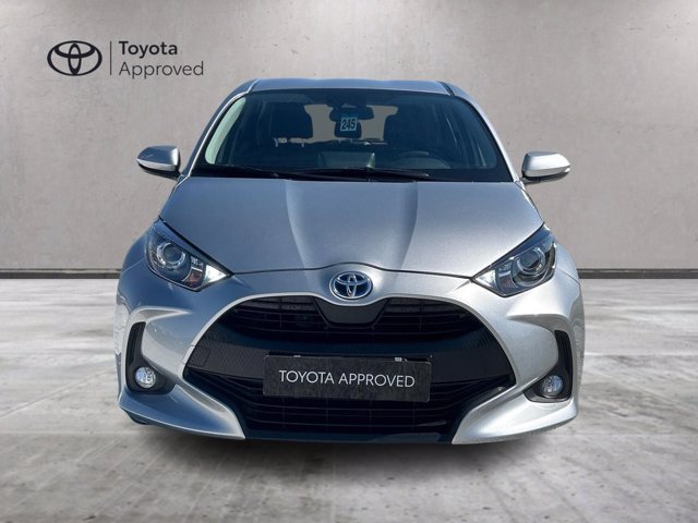 TOYOTA Yaris 1.5h active