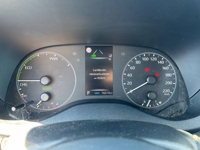 TOYOTA Yaris 1.5h active