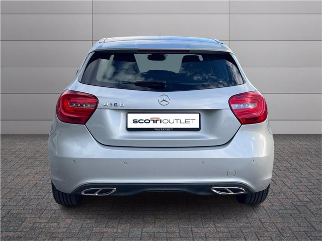 MERCEDES A 180 sport e6