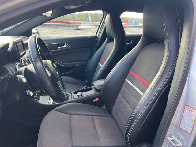 MERCEDES A 180 sport e6