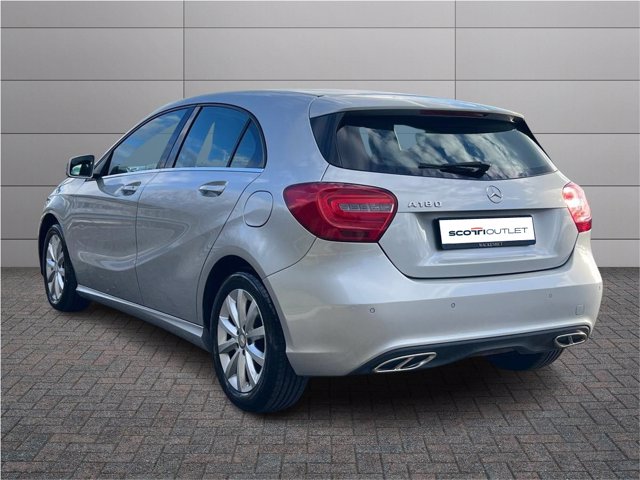 MERCEDES A 180 sport e6