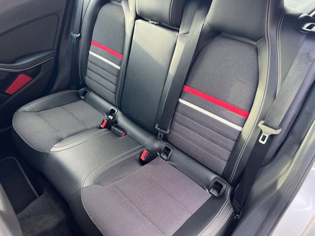 MERCEDES A 180 sport e6