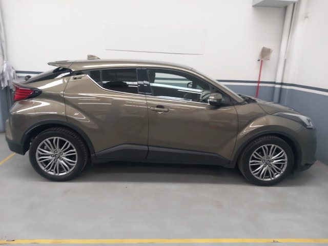 TOYOTA C-hr 1.8h trend e-cvt