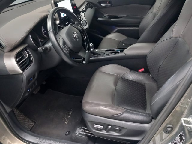 TOYOTA C-hr 1.8h trend e-cvt