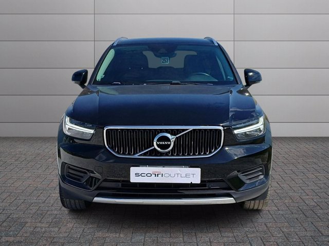 VOLVO Xc40 2.0 d3 momentum geartronic my20
