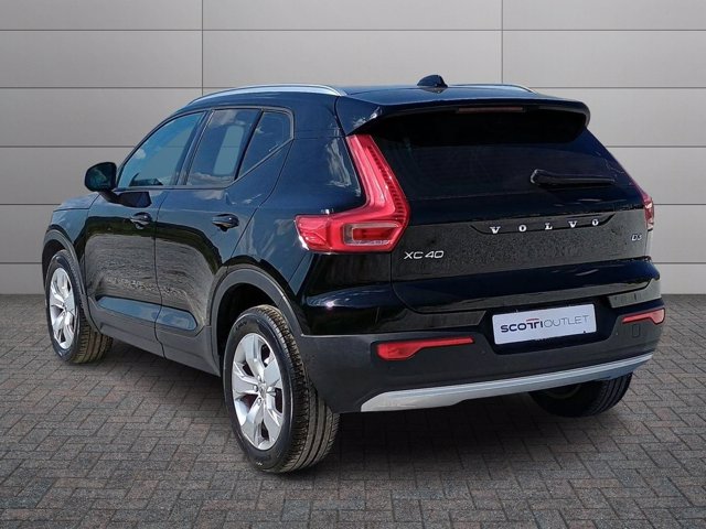 VOLVO Xc40 2.0 d3 momentum geartronic my20