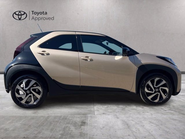 TOYOTA Aygo x 1.0 trend air 72cv