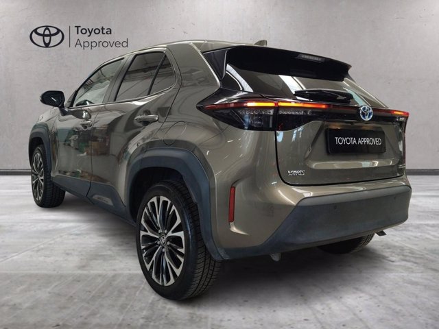 TOYOTA Yaris cross 1.5h lounge fwd 116cv e-cvt